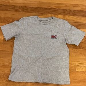 Vineyard Vines Heather Gray T-Shirt boy’s size Medium